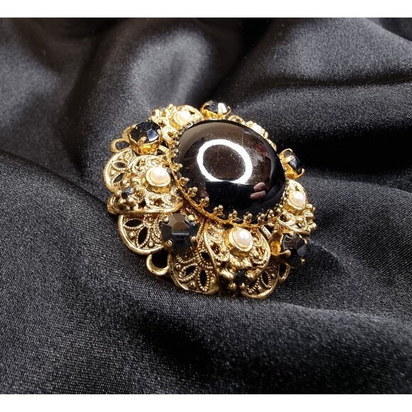Vintage West Germany Signed  Brooch W/ Black Grey Glass Center & Faux Pearls - Picture 1 of 6